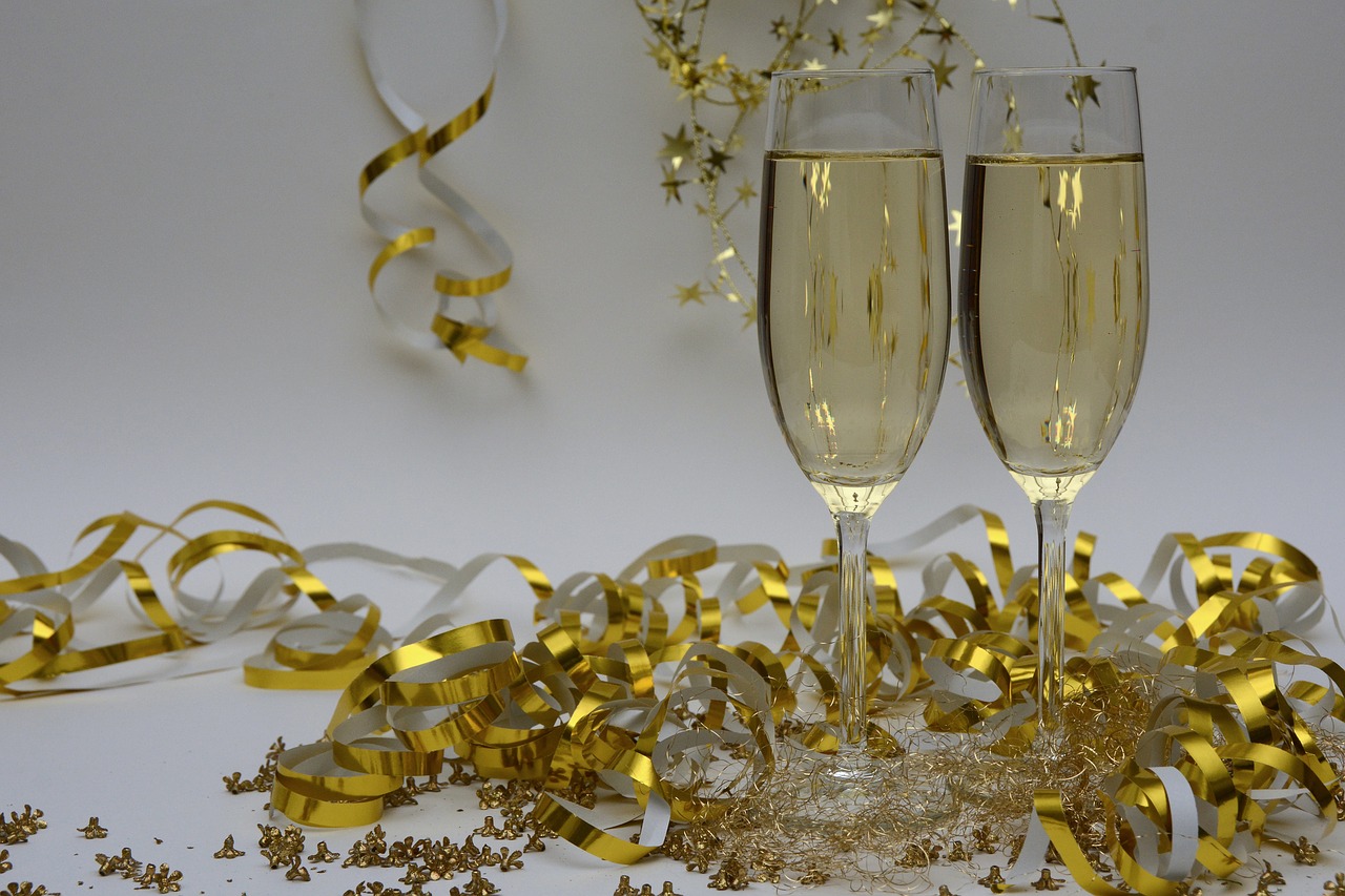 new year's eve, new year's greetings, champagne